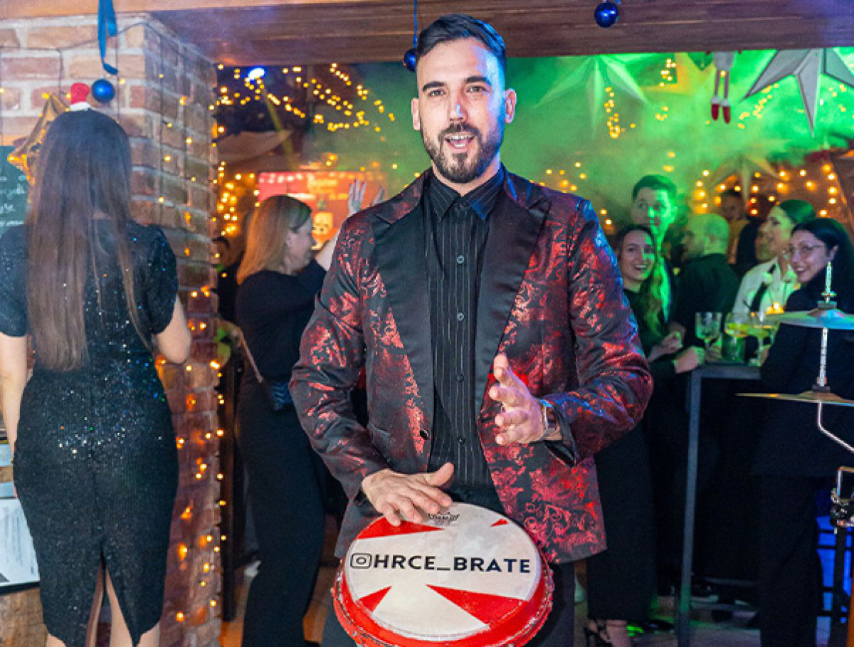 Bongos set by HRČE BRATE at D'Or Beach
