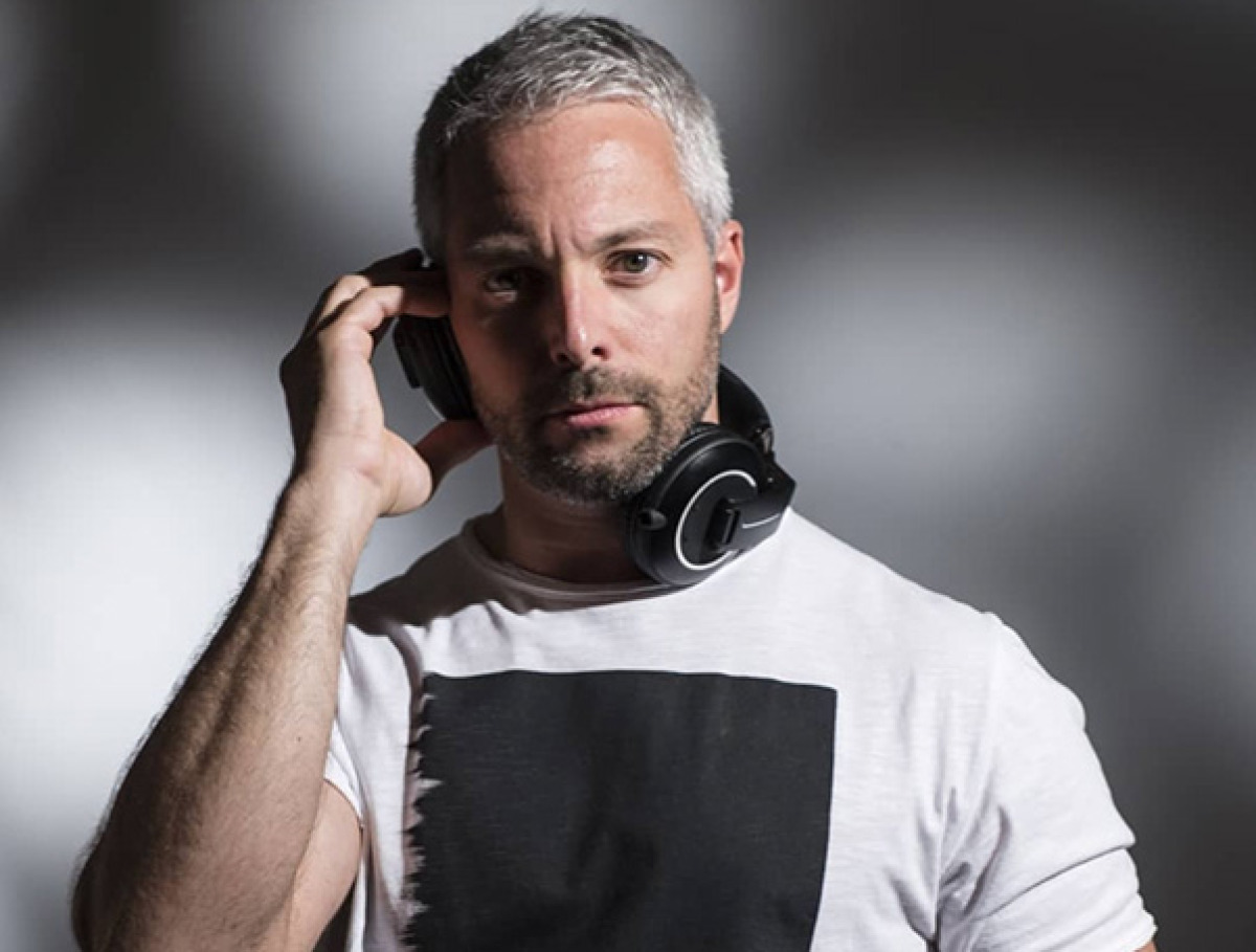 DJ set by TIZIANO GHEZZO at D'Or Beach